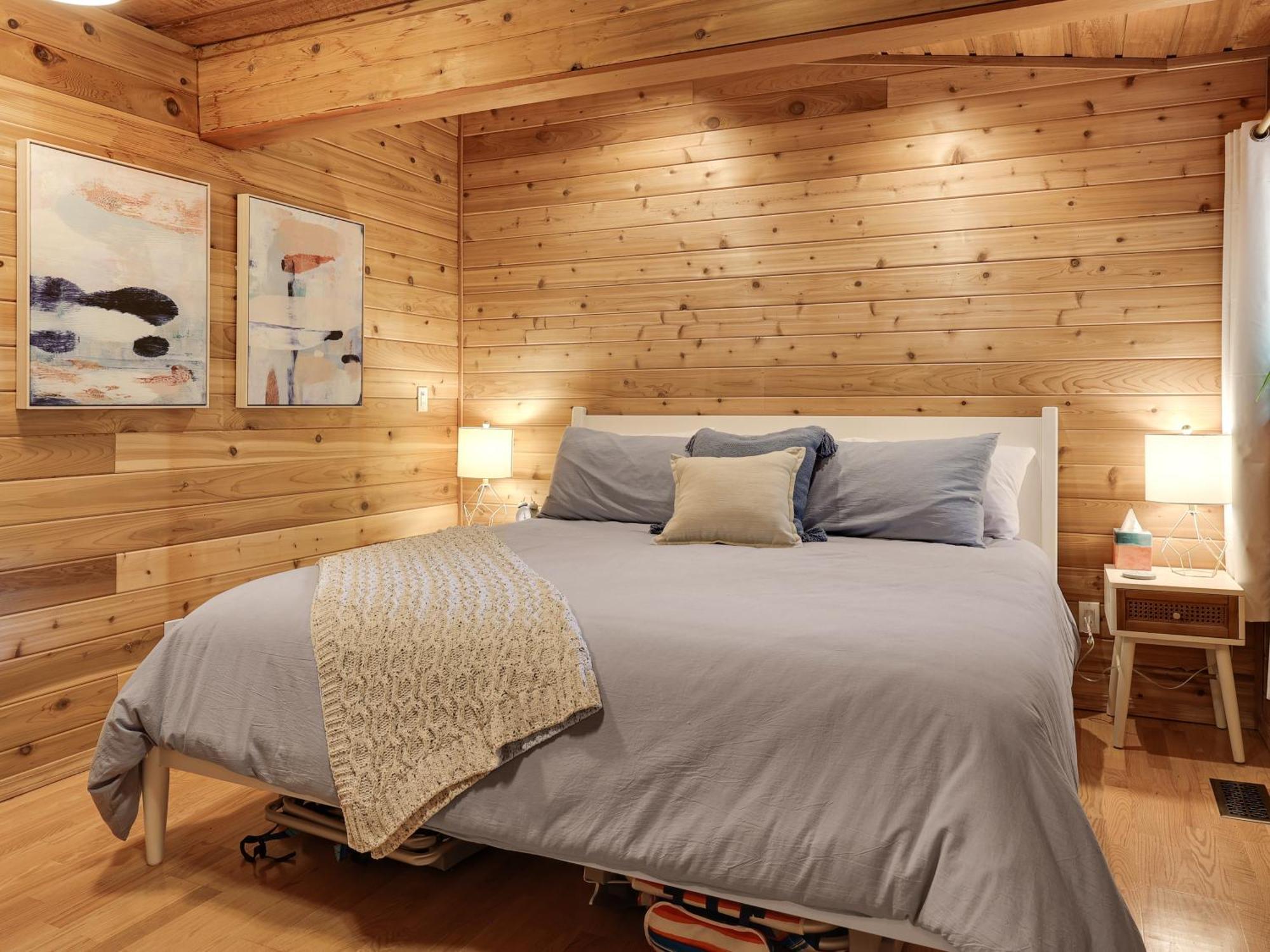 Woods Waves: Luxury Coast Cabin King Beds Pets Тиламок Екстериор снимка